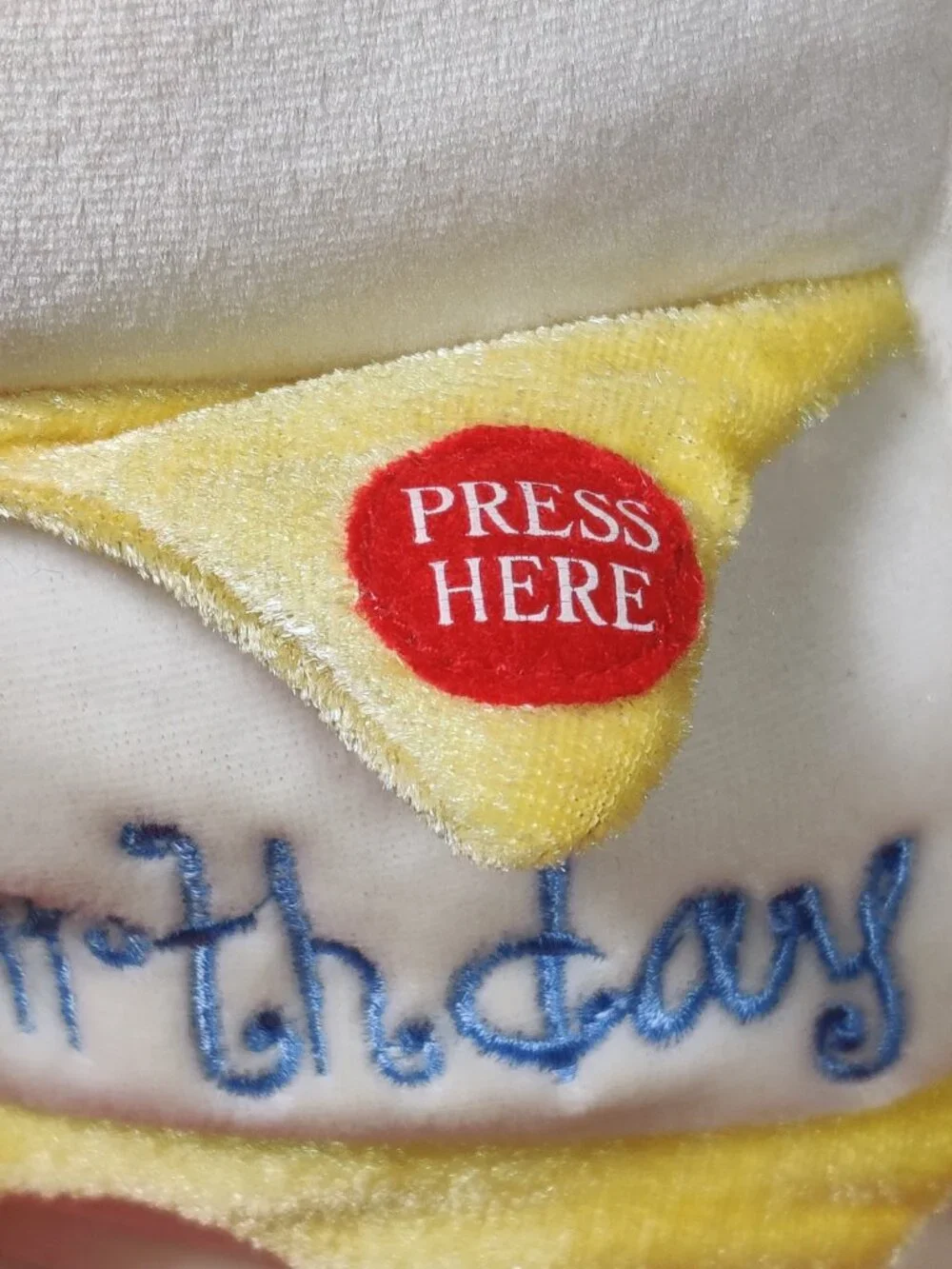 Vintage Disneyland Winnie the Pooh Birthday Cake Hat Light Up Embroidered Adult
